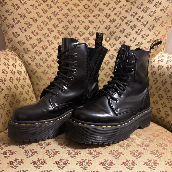 Dr. Martens Jadons - Picture 2 of 8